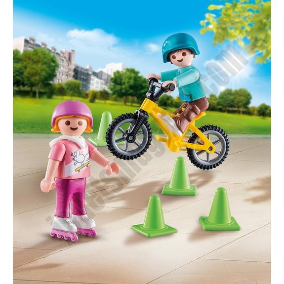 Enfants avec vélo et rollers Playmobil City Life 70061 - déstockage - -1
